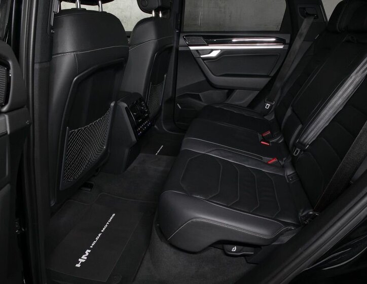 Volkswagen Touareg 11