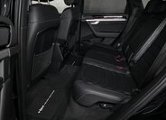 Volkswagen Touareg 11