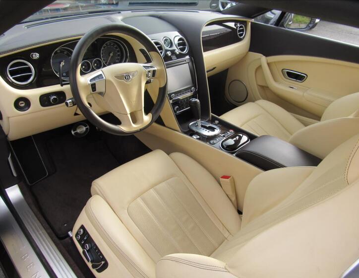 Bentley Continental GTC 12
