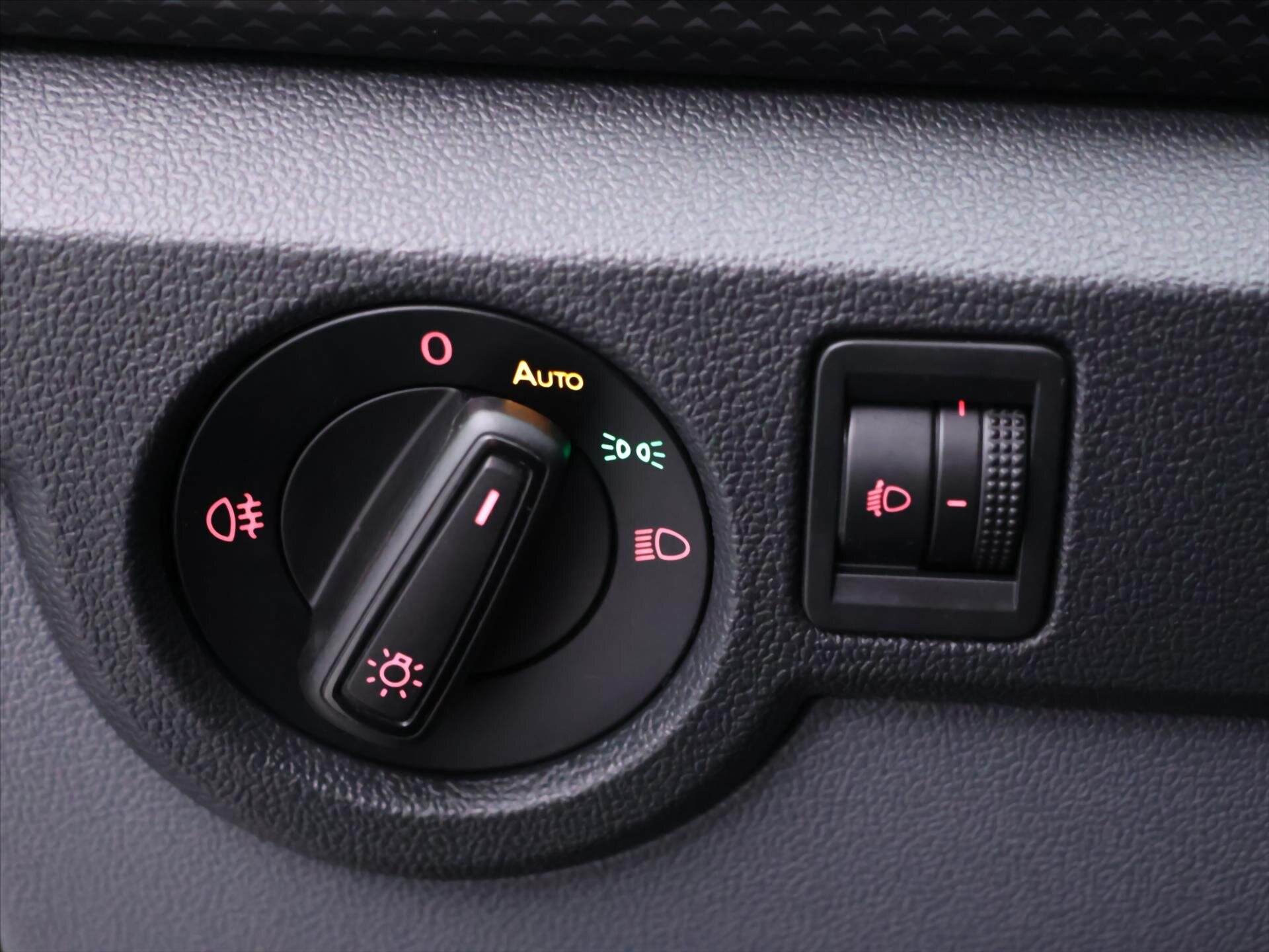 Volkswagen T-Cross SUV / Terénní 999,0 70 kw