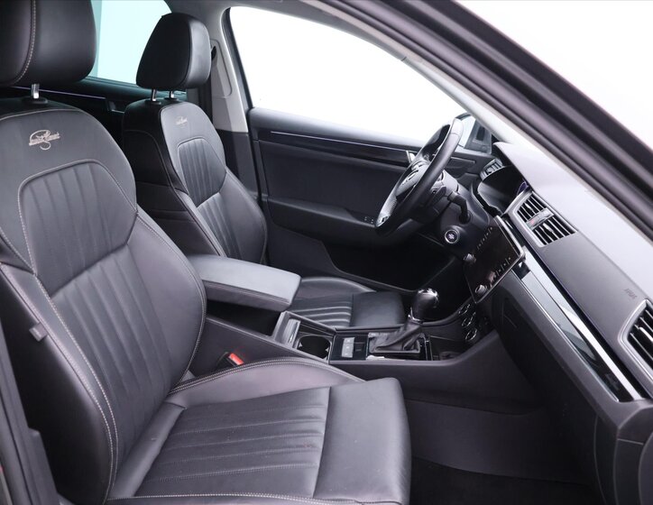 Škoda Superb Kombi 2,0 l 147 kw