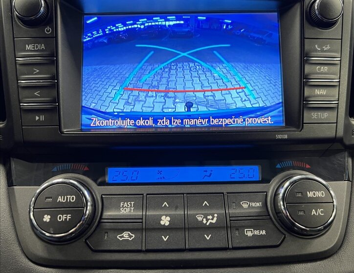 Toyota RAV4 SUV 2,5 l 114 kw