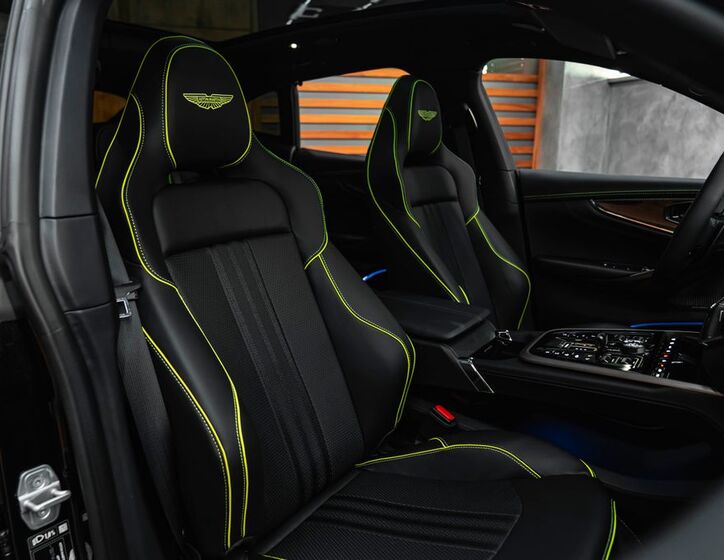 Aston Martin Ostatní 32