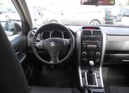 Suzuki Grand Vitara 13
