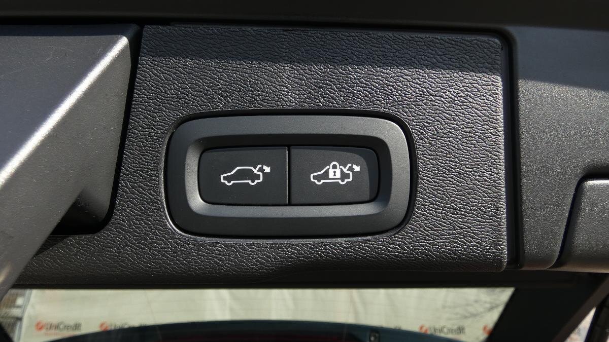 Volvo XC60 SUV 2,0 l 228 kw