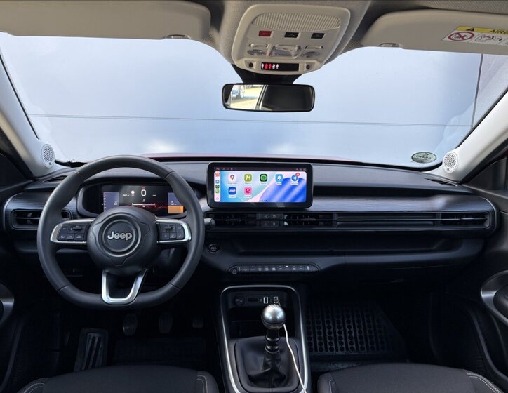 Jeep Avenger Sedan / Limuzína 1,2 l 74 kw