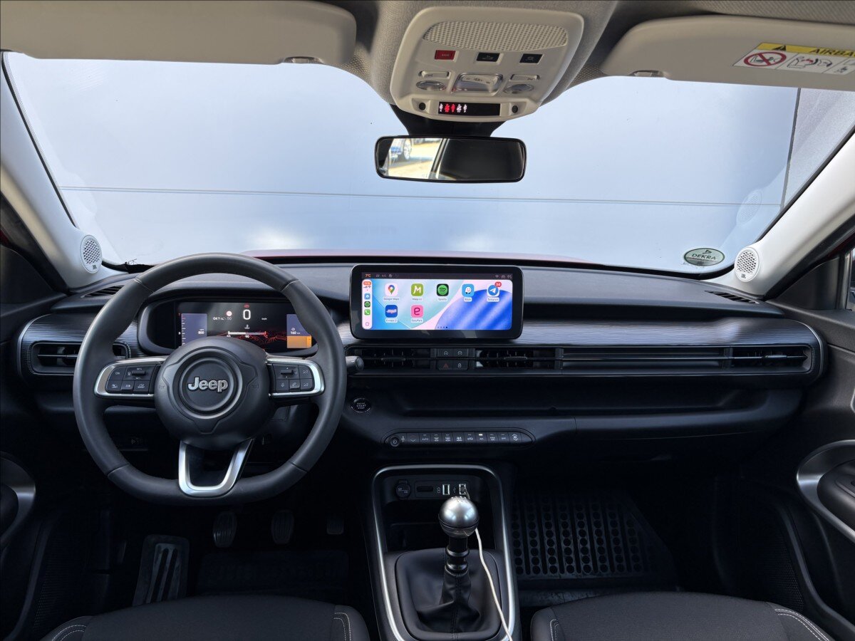 Jeep Avenger Sedan / Limuzína 1,2 l 74 kw