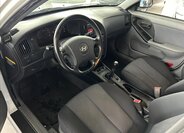 Hyundai Elantra Liftback 1,6 l 77 kw