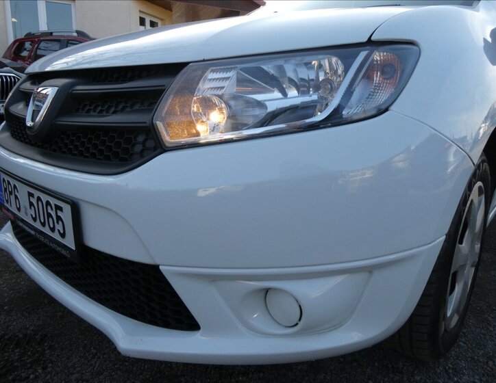 Dacia Sandero Hatchback 1,1 l 55 kw