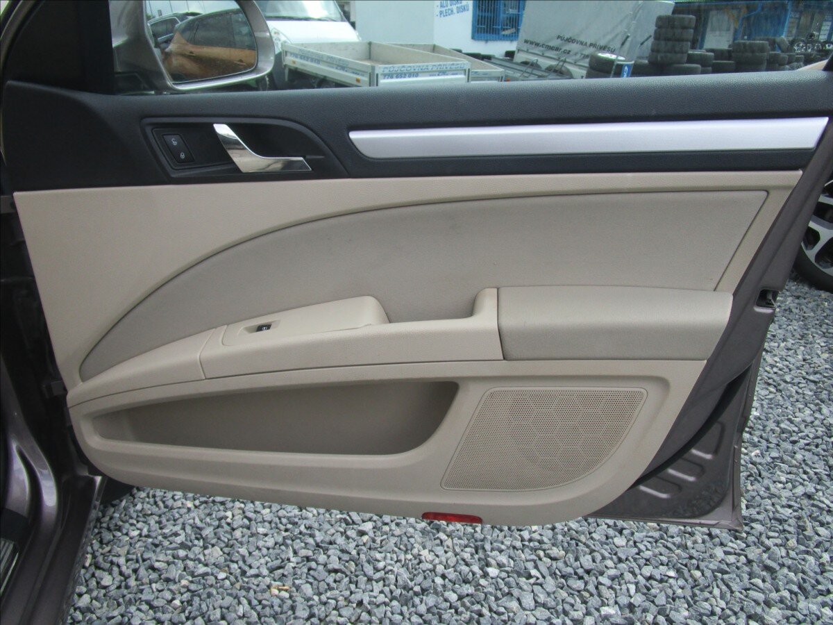 Škoda Superb Kombi 2,0 l 125 kw