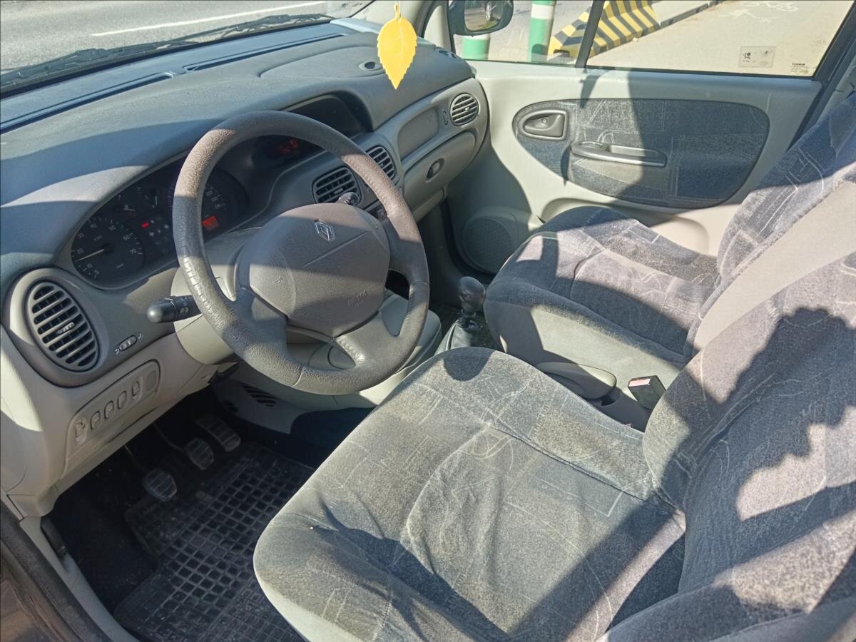 Renault Scénic Kombi 1,6 l 79 kw