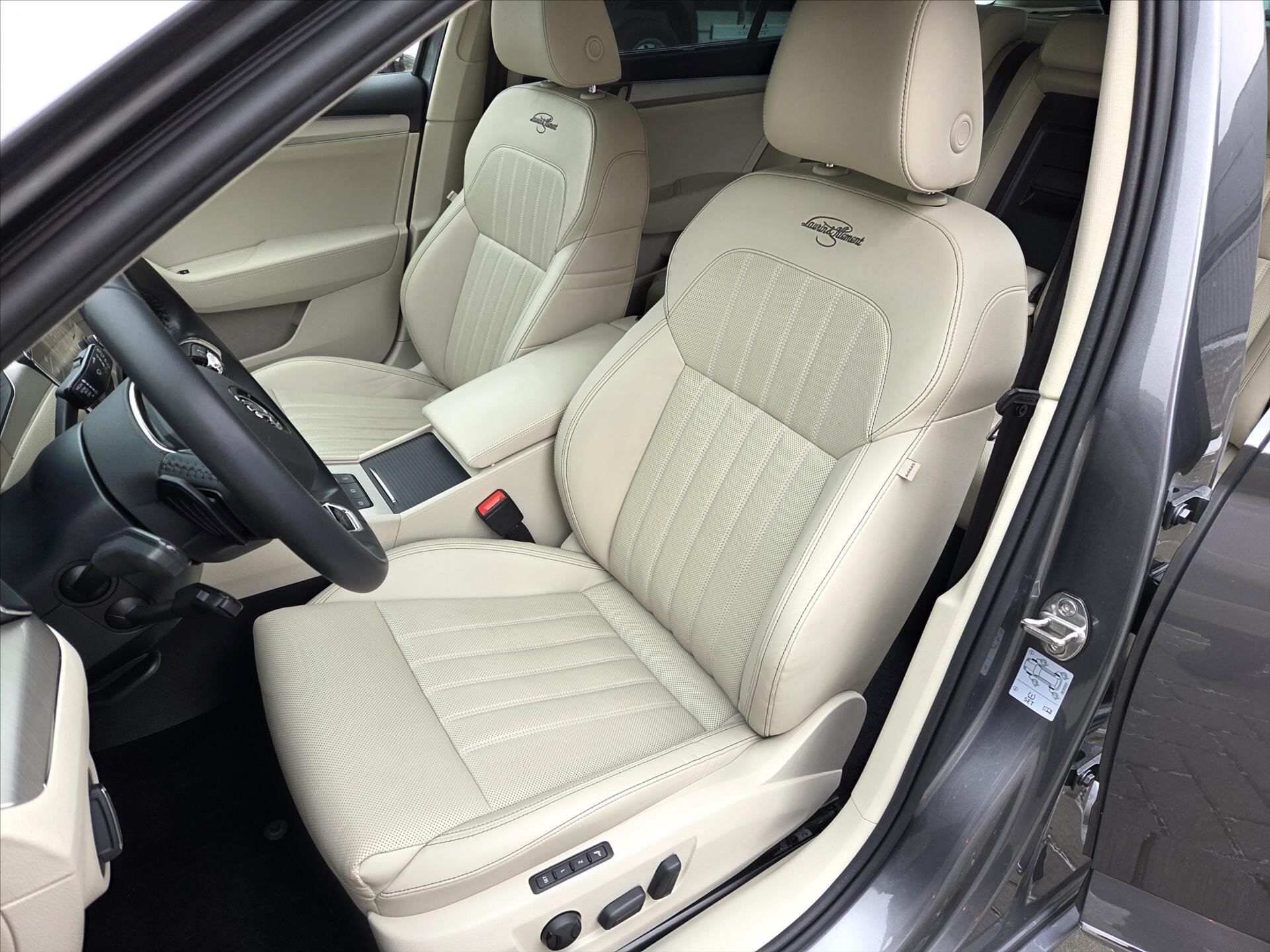 Škoda Superb Kombi 2,0 l 147 kw