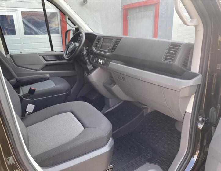 Volkswagen Crafter 12