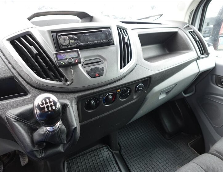 Ford Transit Valník 2,0 l 96 kw