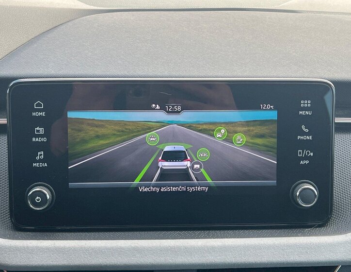 Škoda Scala Hatchback 1,0 l 85 kw