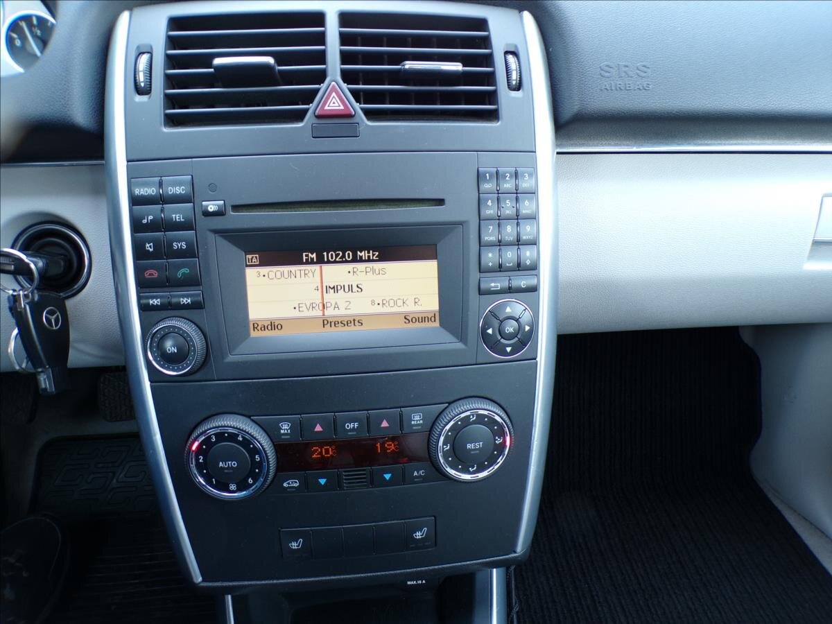 Mercedes-Benz Třídy B Kombi 2,0 l 100 kw