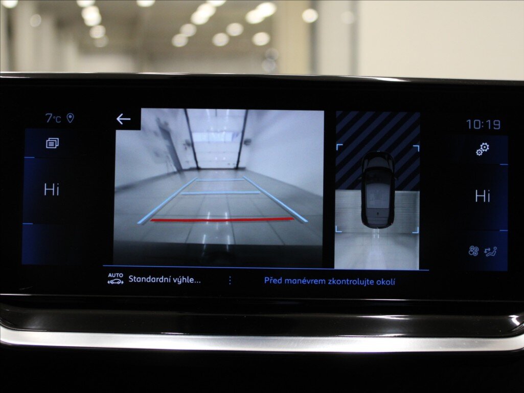 Peugeot 208 Hatchback 1,2 l 74 kw