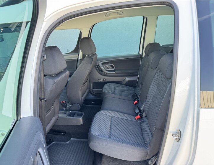 Škoda Roomster Kombi 1,2 l 63 kw