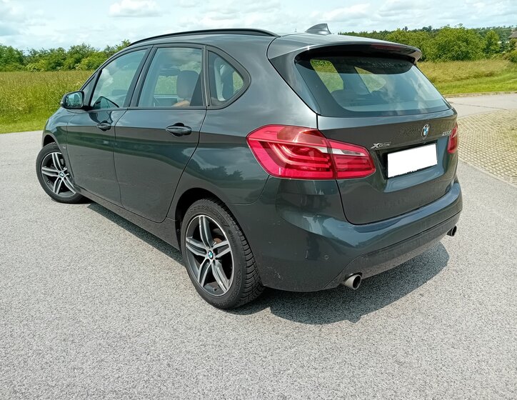BMW Řada 2 MPV 2,0 l 140 kw