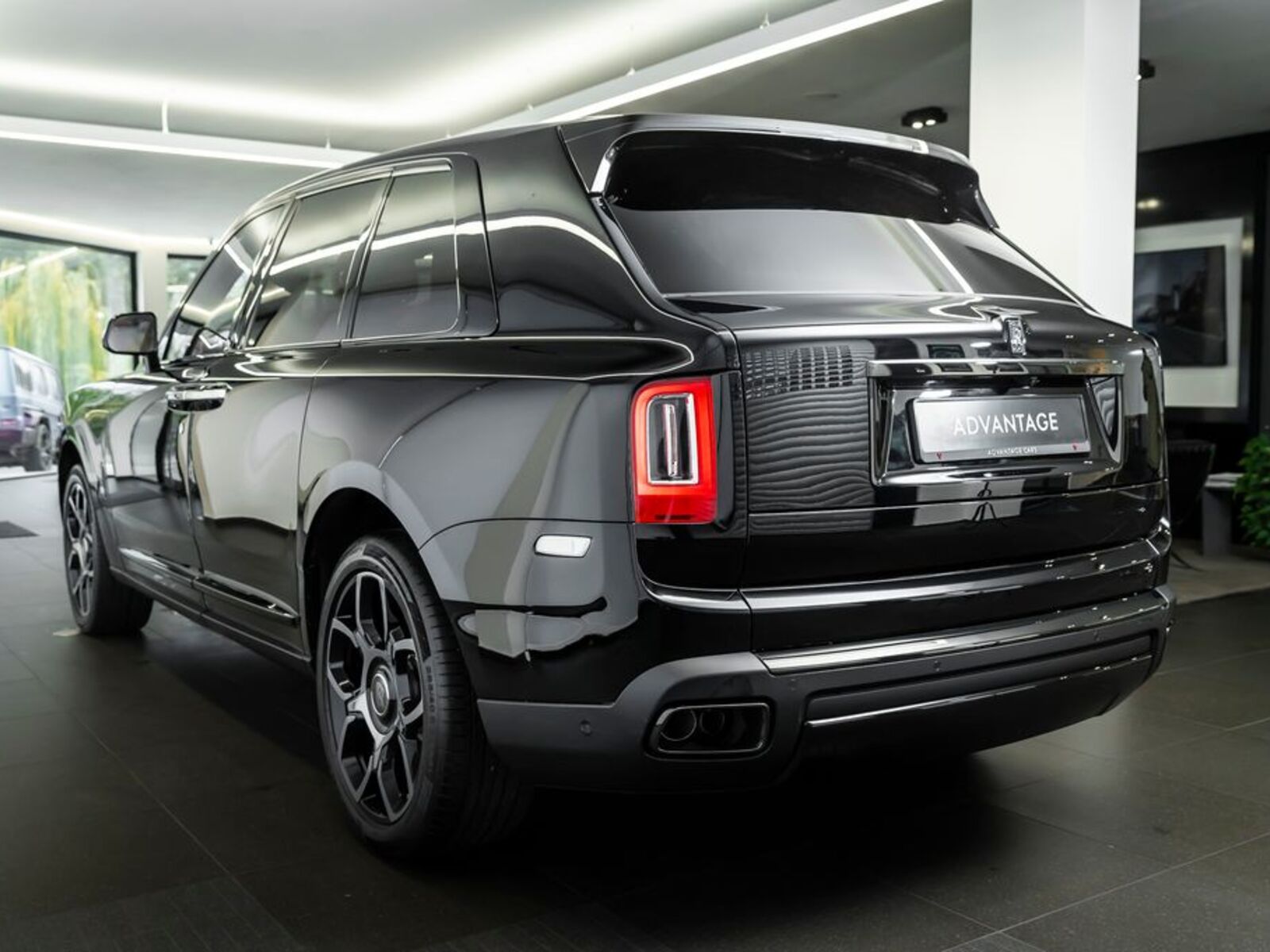 Rolls-Royce Cullinan 4