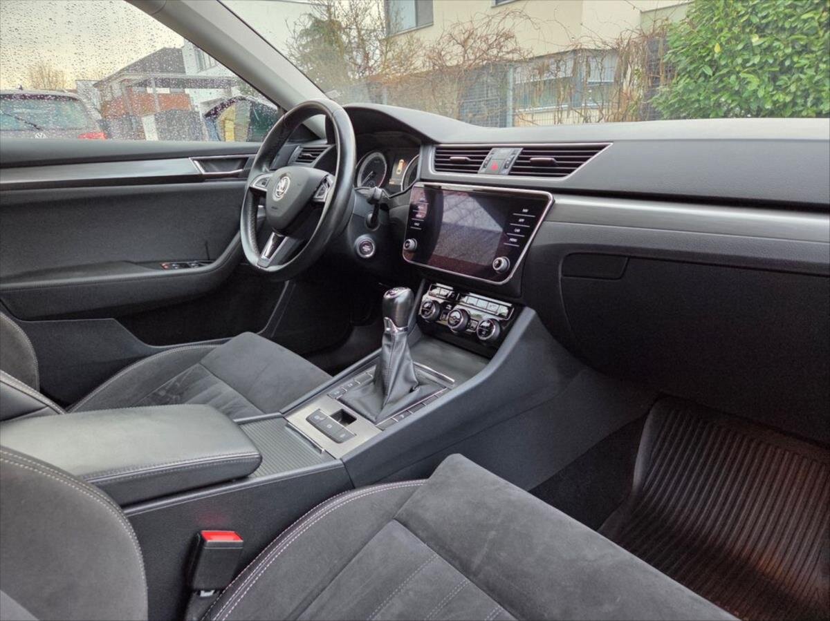 Škoda Superb Kombi 2,0 l 110 kw