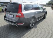 Volvo XC70 Kombi 2,4 l 151 kw