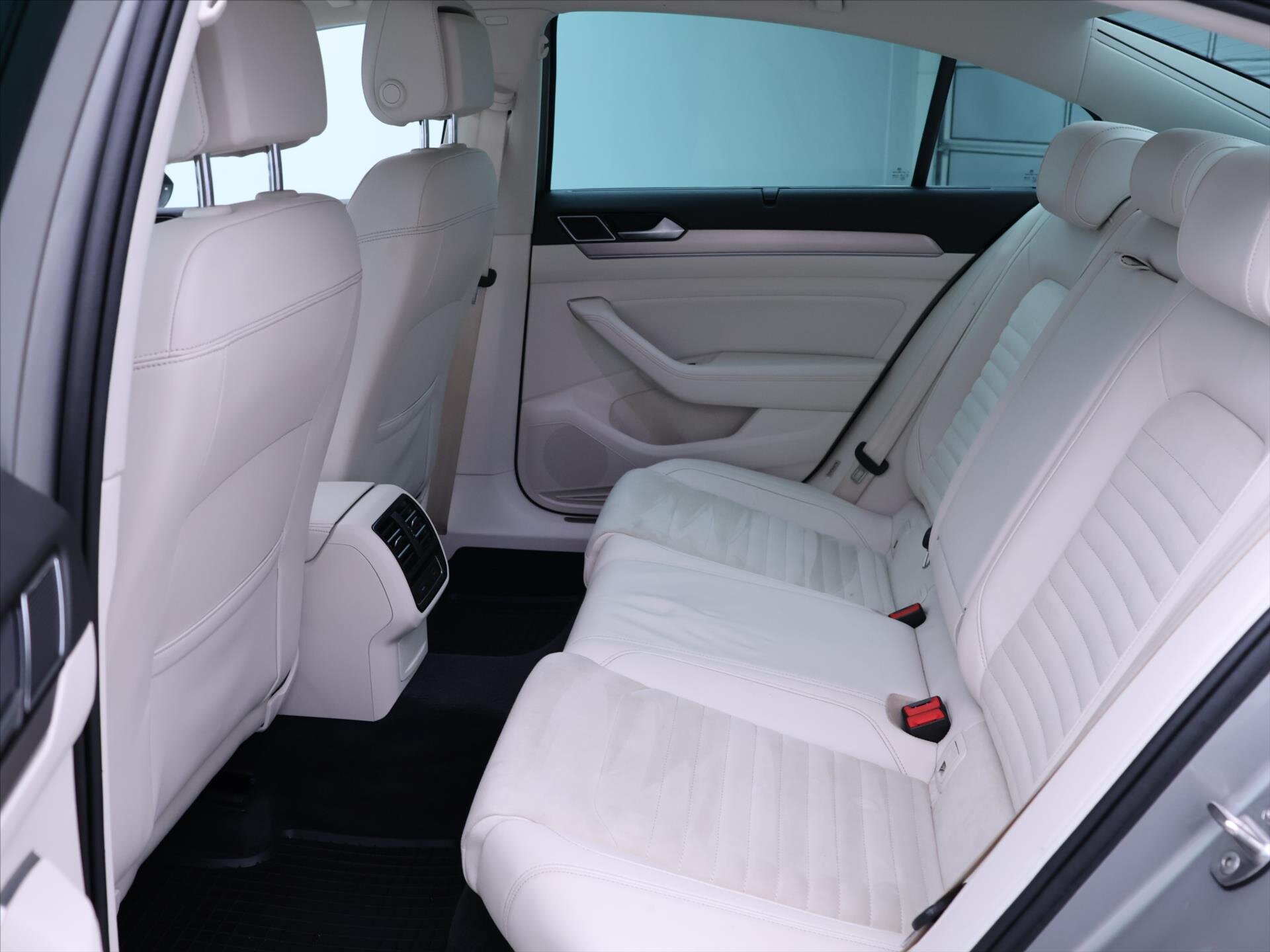 Volkswagen Passat Sedan 2,0 l 110 kw