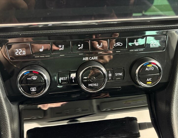 Škoda Superb Kombi 2,0 l 110 kw