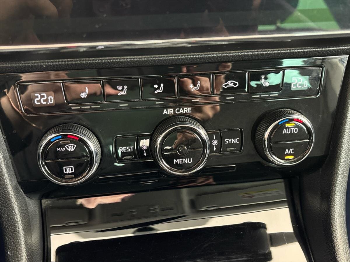 Škoda Superb Kombi 2,0 l 110 kw