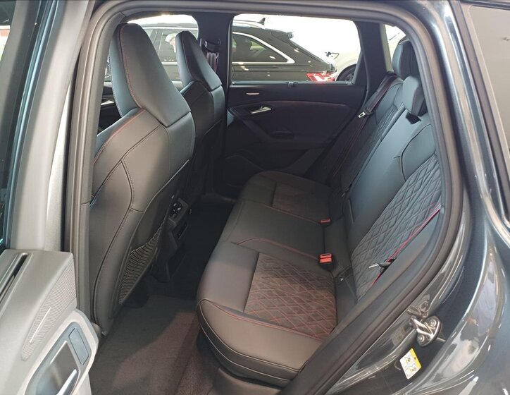 Audi Q6 SUV / Terénní 0,0 285 kw