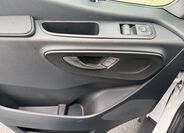 Mercedes-Benz Sprinter 10