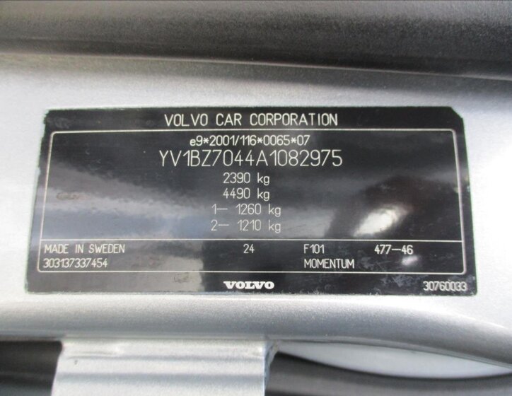 Volvo XC70 Kombi 2,4 l 151 kw