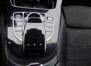 Mercedes-Benz Třídy E Sedan 3,0 l 190 kw