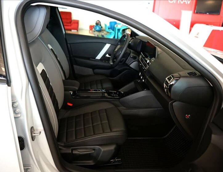 Citroën C4 Hatchback 1,2 l 96 kw