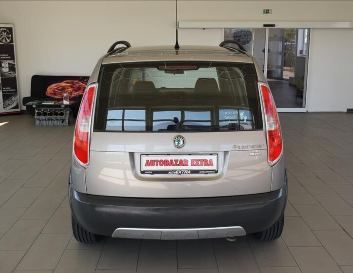 Škoda Roomster Kombi 1,2 l 63 kw