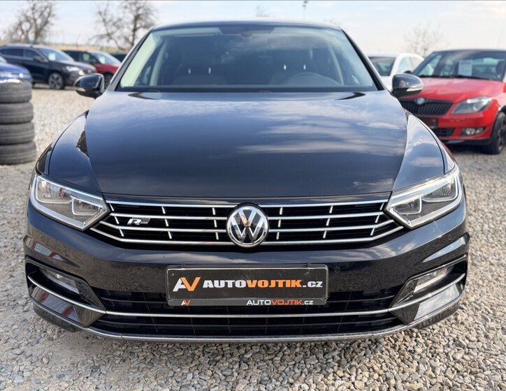 Volkswagen Passat Sedan / Limuzína 2,0 l 110 kw