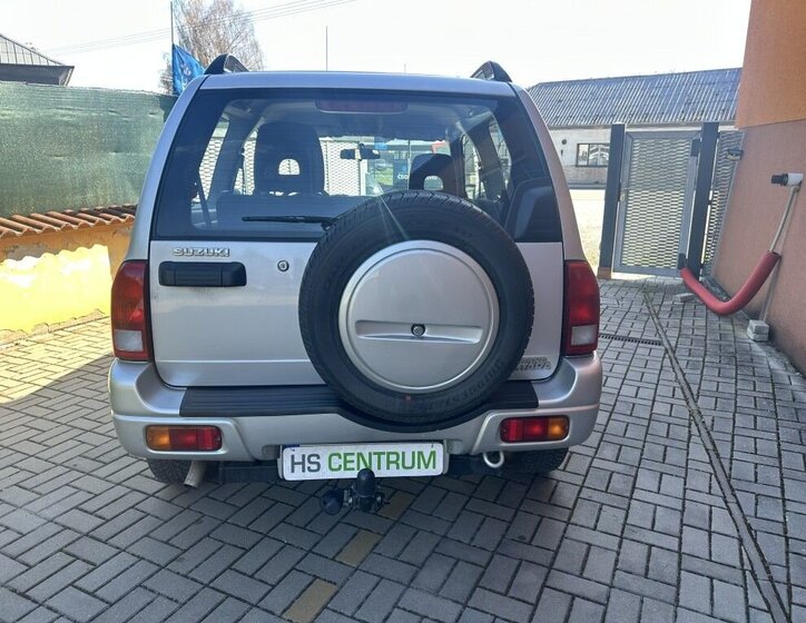 Suzuki Grand Vitara SUV / Terénní 2,0 l 94 kw