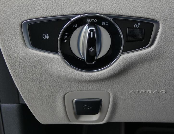 Mercedes-Benz Třídy E 10