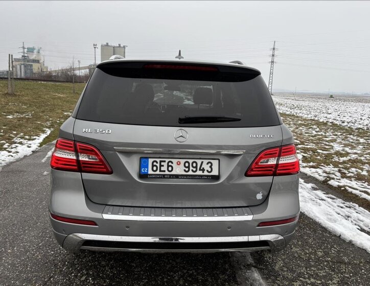 Mercedes-Benz Třídy M SUV / Terénní 3,0 l 190 kw