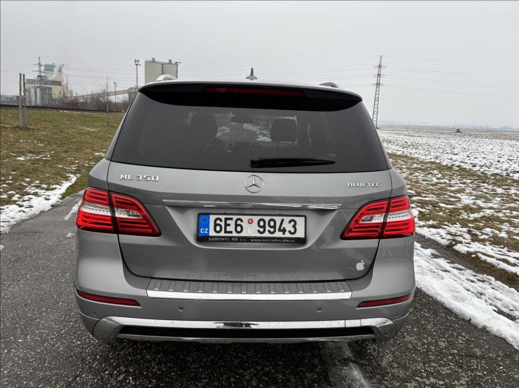 Mercedes-Benz Třídy M SUV / Terénní 3,0 l 190 kw
