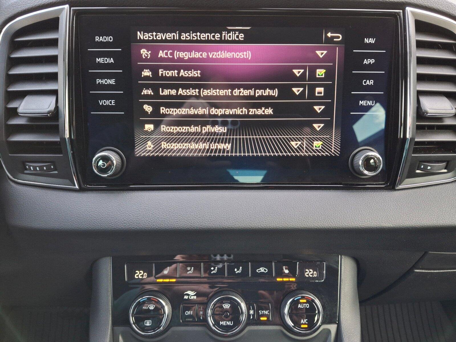 Škoda Karoq SUV / Terénní 1,5 l 110 kw