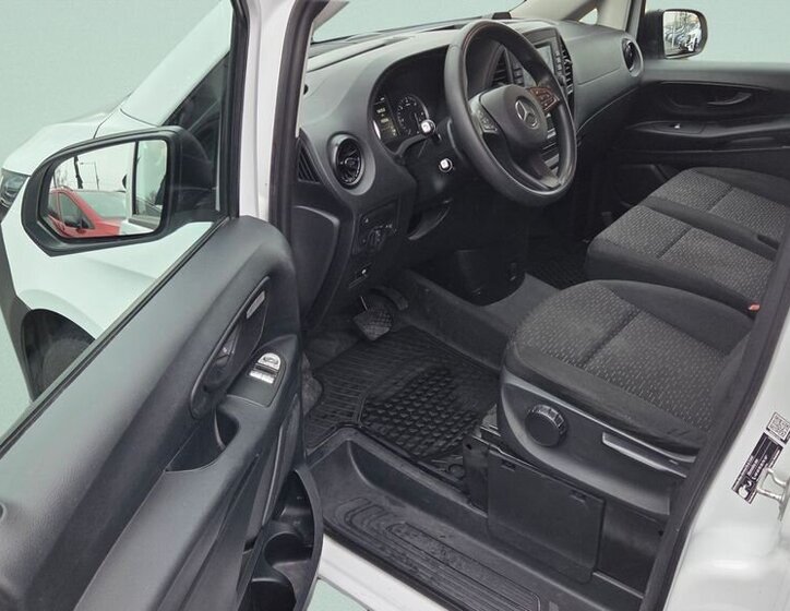 Mercedes-Benz Vito Skříň 2,0 l 120 kw