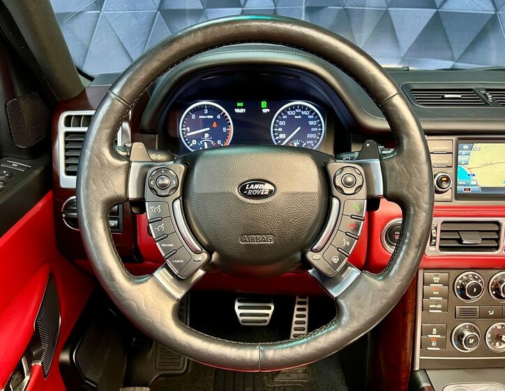 Land Rover Range Rover SUV / Terénní 4,4 l 230 kw