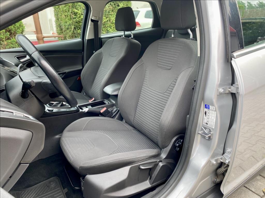 Ford Focus Kombi 1,5 l 88 kw