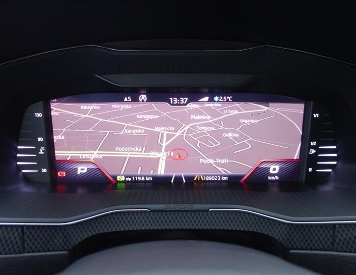 Škoda Superb Kombi 2,0 l 140 kw