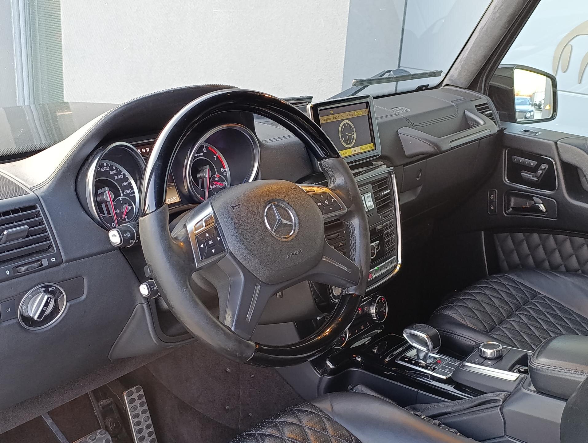 Mercedes-Benz Třídy G SUV / Terénní 5,5 l 400 kw