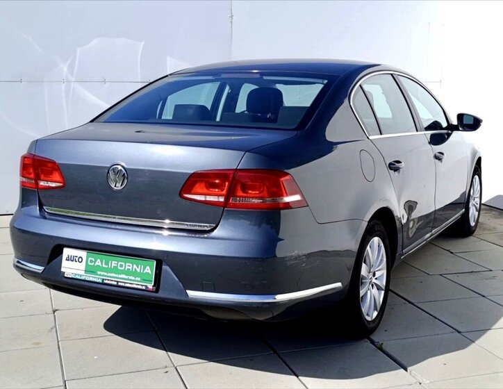 Volkswagen Passat Sedan 1,4 l 110 kw