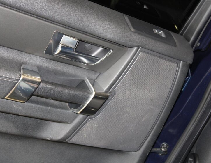 Land Rover Discovery SUV / Terénní 3,0 l 155 kw