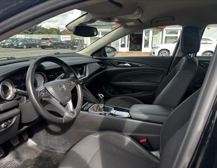 Opel Insignia Kombi 2,0 l 125 kw