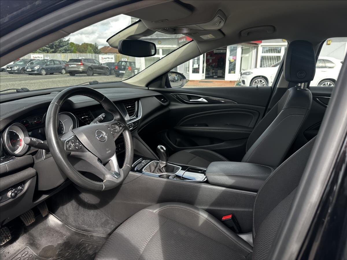 Opel Insignia Kombi 2,0 l 125 kw